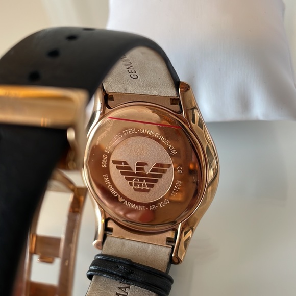 Emporio Armani Rose-Gold Men’s Watch - Picture 5 of 8